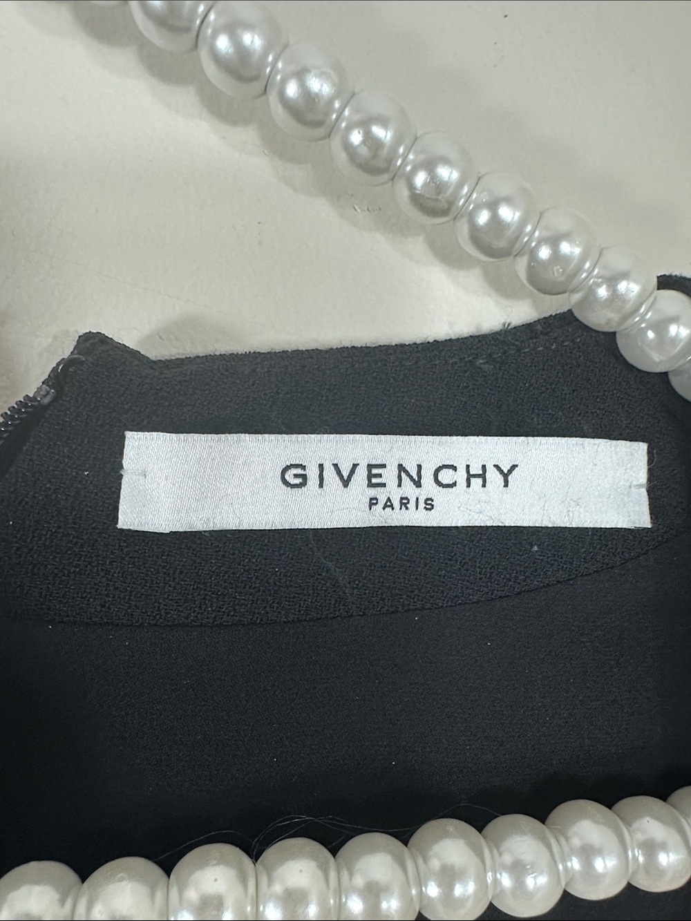 Givenchy Black Lace Trim Balloon Sleeve Wool Shift Dress 36/ US 4 - Picture 5 of 11